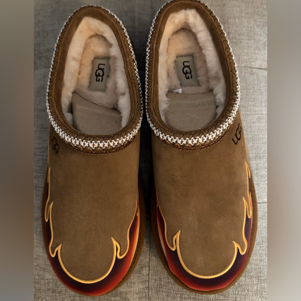 UGG Men’s Tasman Flame Chestnut Size 11. NWT